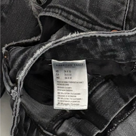 American Eagle Next Level Airflex Men's Black faded Jeans - Picture 6 of 7